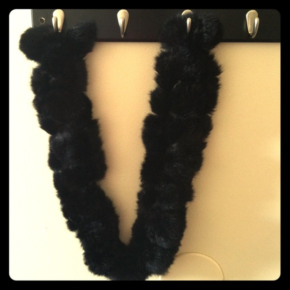 Black furry scarf