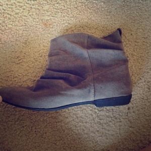 Forever 21 grey short boots