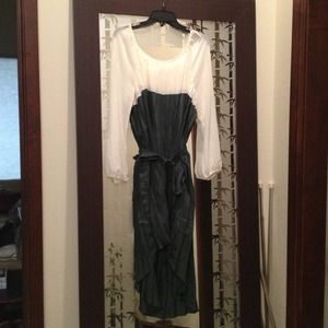 Vintage-modeled beautiful dress