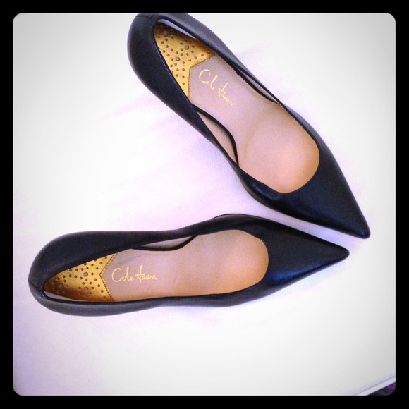 $328 New Nike Air Cole Haan Pumps Black 8.5