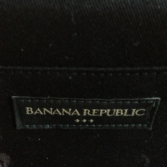 REDUCED!! Black silk clutch with flower - Picture 3 of 5