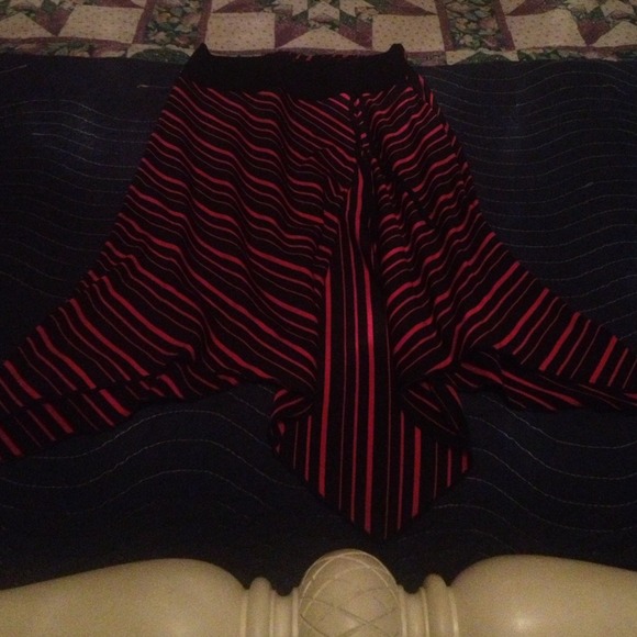 Cute pink and black skirt