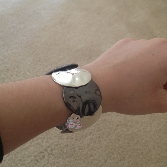 Bracelet - Picture 2 of 2