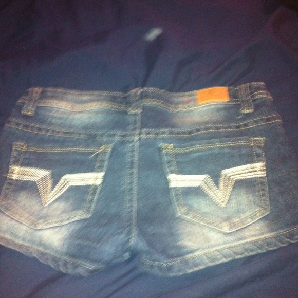 Jean - Picture 2 of 3