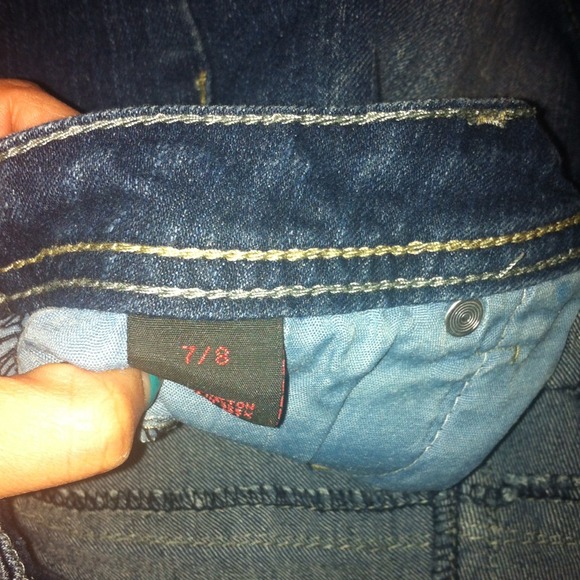 Jean - Picture 3 of 3