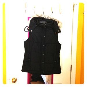 ❌SOLD❌ 🎁Black vest