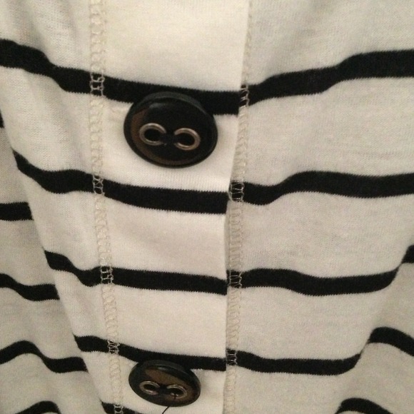 American Rag top - Picture 3 of 3