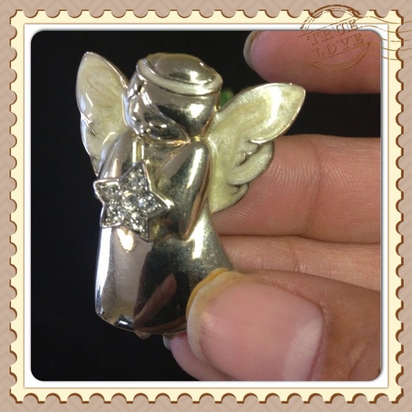 Angel pin - Picture 2 of 2