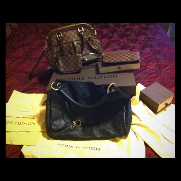 Not For Sale- just sharing my LV collection👜