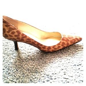 Size 8.5 cheetah print shoes. Genuine leather!