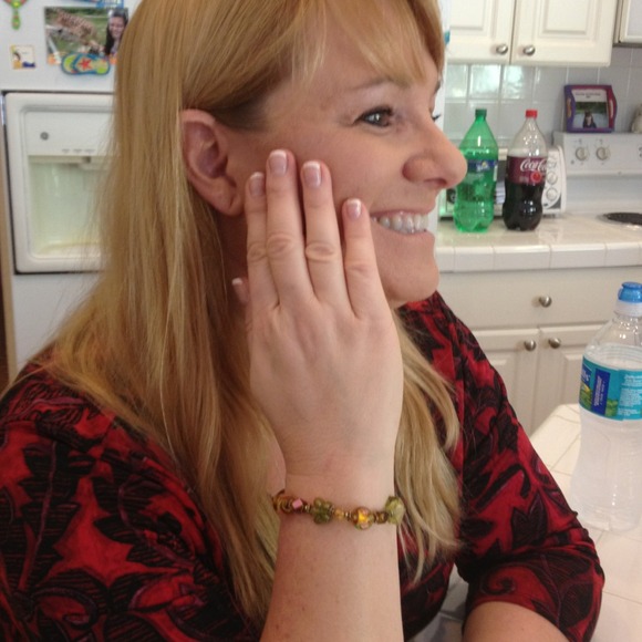 Necklace & Bracelet - Picture 3 of 4