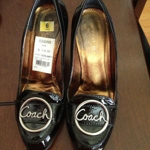 👠👠👠 reserved for @carmelitaja 👠👠👠Coach shoes