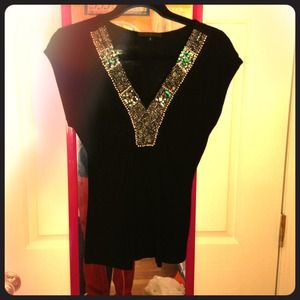 ❌SOLD❌ Black top with beading