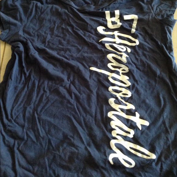 Aeropostale t shirt