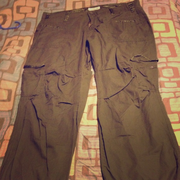 Green cargo pants