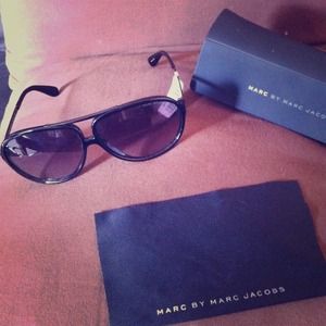 Black Marc Jacobs sunglasses