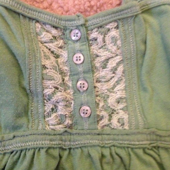 traded! Springtime top - Picture 2 of 2