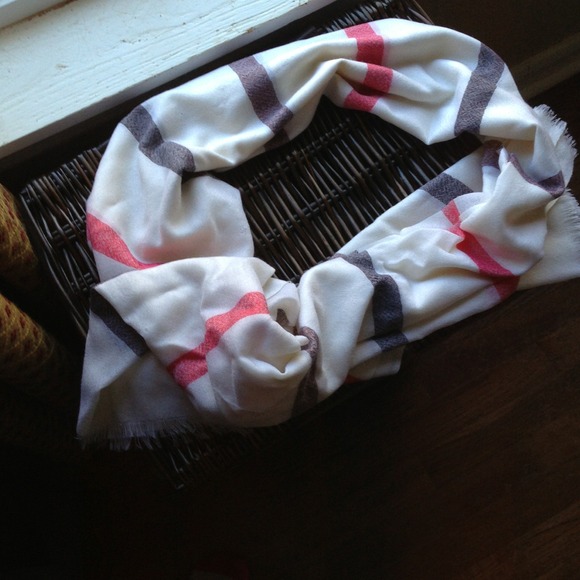 Sold in bundle. Orange brown and cream scarf