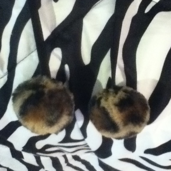 Cheetah hat - Picture 2 of 3