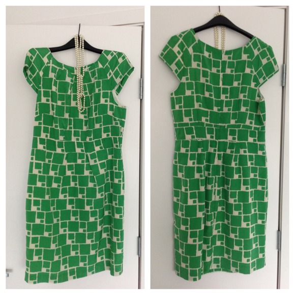 Banana Republic Emerald Green Dress
