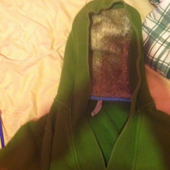 Old navy - Picture 2 of 3