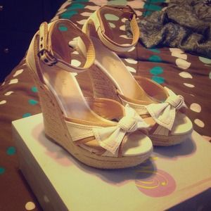 Peep toe sandal wedges