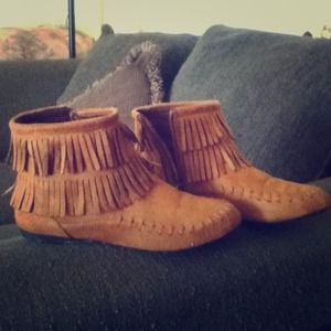 Brown moccasins 🎀