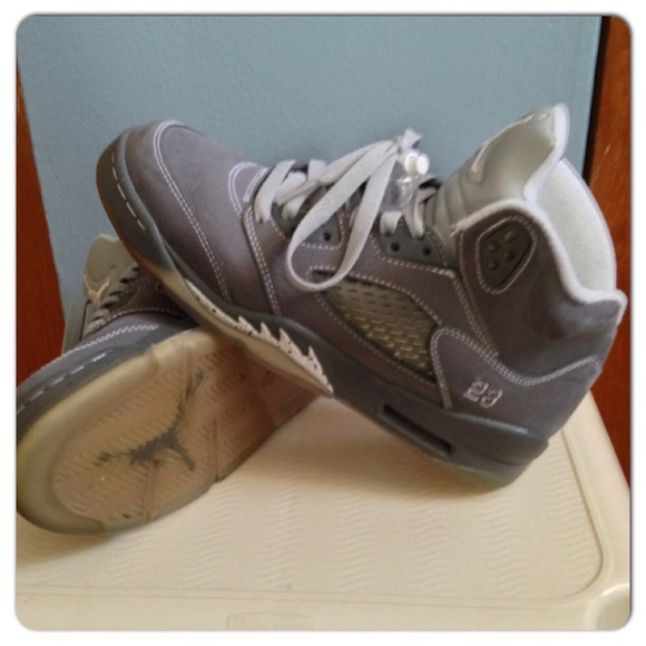 ⛔Reserved for @pennhallinc ⛔Jordan's Retro 5