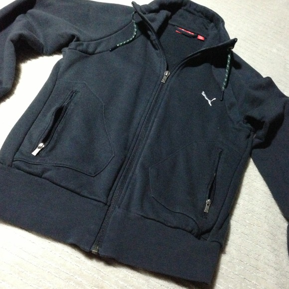 ✋ BUNDLED❗Puma Zip Up