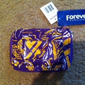LSU wallet
