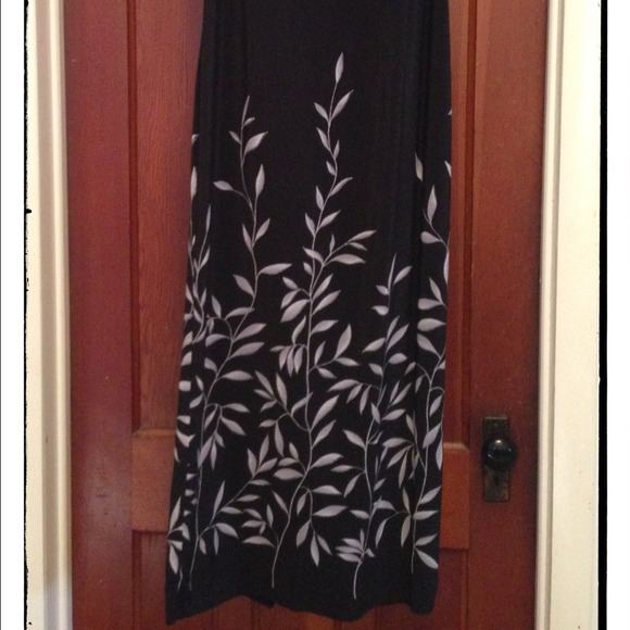 Full length Black Dress - Picture 2 of 2