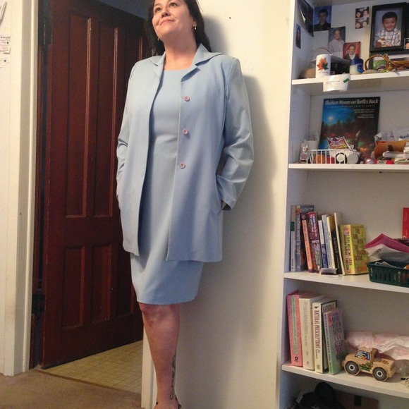 2pc Dress Suit - Picture 2 of 3