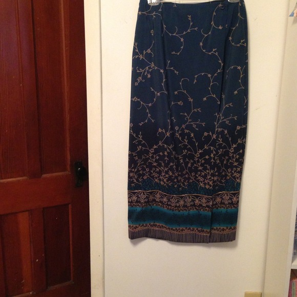 Lot of 3 wrap skirts - Picture 4 of 4