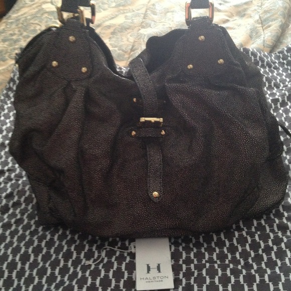 🚫Sold🚫Authentic Halston Handbag!!