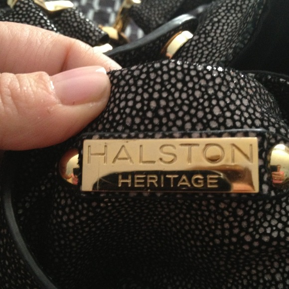 🚫Sold🚫Authentic Halston Handbag!! - Picture 3 of 4