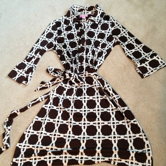 Dress size 8 Lilly Pulitzer dress.