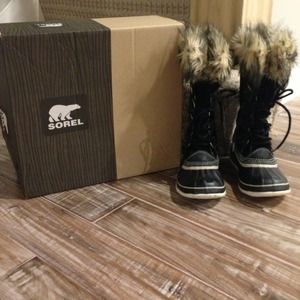 Sorel boots bundle with lulu pant