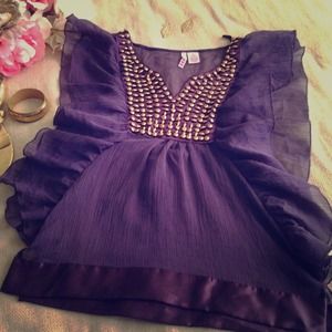 🚫BUNDLED🚫 Purple butterfly top with gold beading