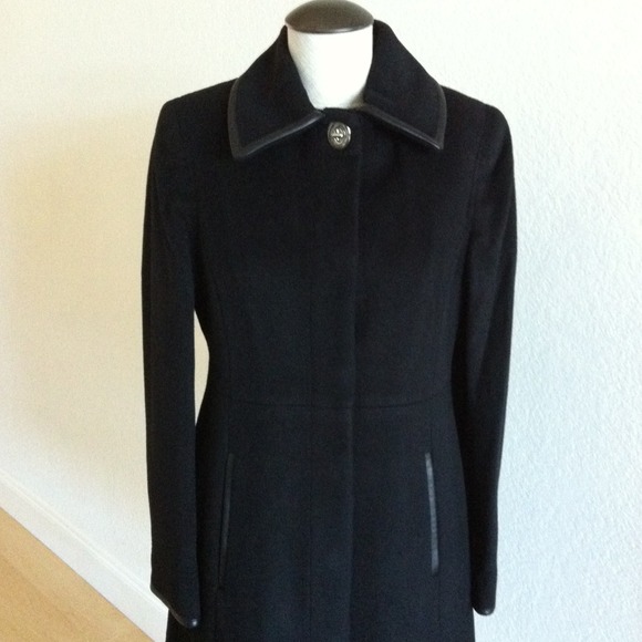 COACH - BNWT Beautiful Wool/Mohair Black Wool Coat - Picture 2 of 4