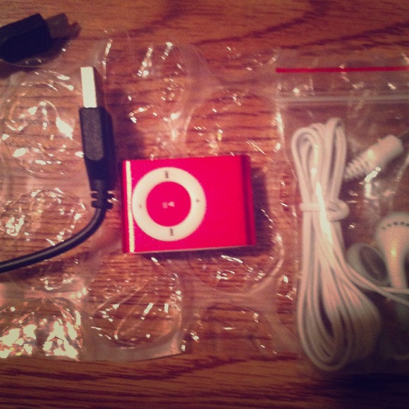 Apple MP3 player RESERVED !