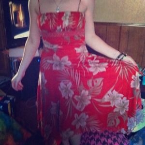 Shin-length red flowery pageant dress
