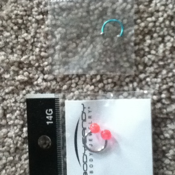 Horseshoe rings
