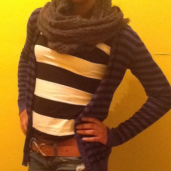 Blue & Black Stripped Cardigan - Picture 3 of 3