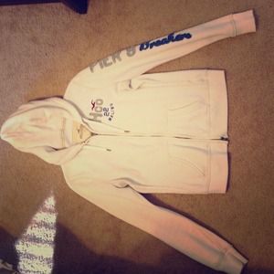 Cute white and blue holister hoodie:)