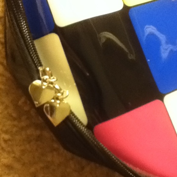 Makeup bag. - Picture 2 of 3
