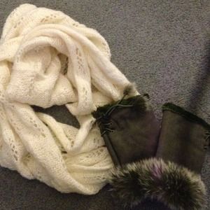 Infiniti scarf and open finger furry gloves