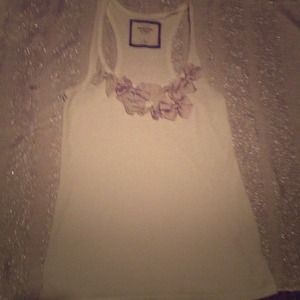 White Abercrombie & Fitch bows tank