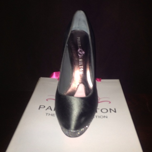 Pumps - Picture 2 of 4