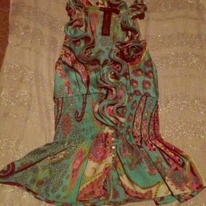 Macy's beautiful, bright, ruffle top