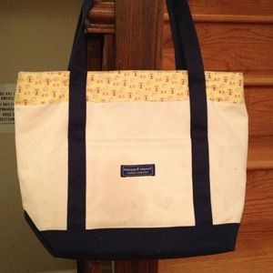 Chi Omega Vineyard Vines Bag